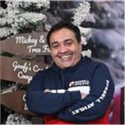 I am a patient, experienced tutor offering personalized online English lessons for Spanish-speaking adults and teens seeking prac