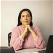 Profesora de reforzamiento para alumnos de pregrado