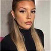 Diplomata in relazioni internazionali per il marketing e ora iscritta al quarto anno di Giurisprudenza offro aiuto compiti