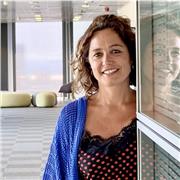 Profesora de lengua castellana de primaria y secundaria. Clases de escritura para personas adultas