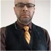 Passionate teacher of English that makes you love learning.