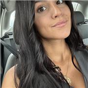 Titulada en relaciones laborales y recursos humanos con cursos de orientación laboral, planificación y reclutamiento