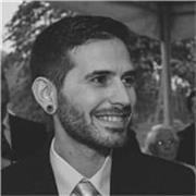 I’m a bilingual language teacher and translator with over 13 years of experience working between English and Portuguese.