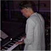 Profesor de piano, 16 años de experiencia con el instrumento. De todas las edades, a domicilio o en mi propia casa