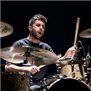 CLASES DE BATERÍA Y PERCUSIÓN