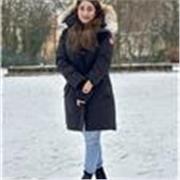 Learn Chemistry in English with supportive and structured tutoring