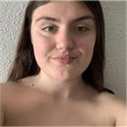 Estudiante de Economía. Soy muy buena en matemáticas. En selectividad saqué un 9 en esa asignatura. Soy muy paciente y explicó de manera clara y ordenada.