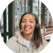 Soy profesora de inglés con más de 5 años de experiencia en institutos privados, en clases a empresas y en clases privadas.