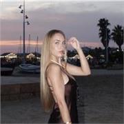 Doy clases de inglés, amplía experiencia con el idioma y excelente trato. También ofrezco italiano, historia y lengua castellana