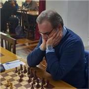 🏆 Lezioni di Scacchi con il Maestro Francesco Sorcinelli 🏆
Migliora il tuo gioco degli scacchi con lezioni personalizzate!
