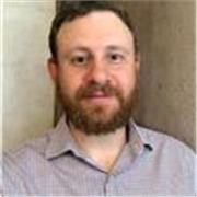 Looking for an English tutor? Tell me what you want to learn, and I’ll help you.