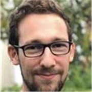 Prof d’informatique ingénieur expérimenté donne des cours en ligne