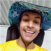 Licenciado en Educación Física y Deporte, deportista, entrenador y profesor