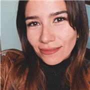 Soy trabajadora social con mas de 7 años de experiencia con especialización en gerontología, he sido docente de Institutos profesionales