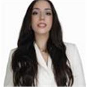 Actual estudiante. Imparto clases de apoyo para alumnos de primaria , clases de economía ,maquillaje y estética.