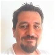 Psicólogo con amplia experiencia da clases de psicología y psicopatología a estudiantes y a coachs