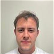 Studente certificato Cambridge English First offre lezioni di inglese