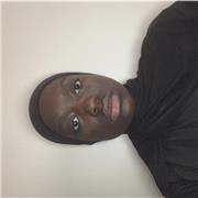 étudiante en information communication, aspirant à devenir journaliste sportive, attrait particulier pour les matières littéraires