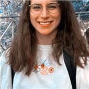 Laureata in lingue offre lezioni di inglese