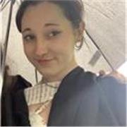 Étudiante en pays anglophones (États-Unis, Singapour), bilingue anglais-français (TOEFL 110/120) , donne des cours d'Anglais à distance tous niveaux!