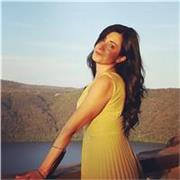 Docente di matematica impartisce lezioni di matematica, geometria, scienze per le scuole medie