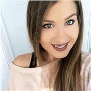 Hola! Soy Eva, maestra de educación primaria y especialista en pedagogía terapéutica. Dispongo de huecos libres por si te interesa, qué asignaturas y en qué zona sería? Un saludo!