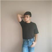 Profesor de Interpretación titulado por la Real Escuela Superior de Arte Dramático