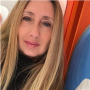 Sono Silvana, specializzata in doposcuola per alunni Dsa. Da diversi anni mi dedico alle problematiche legate alla dislessia.