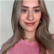 Mein Lehramtsstudium beginnt im Herbst 🍂 Nachhilfe gebe ich allerdings schon seit einigen Jahren. Grundschule Klasse 3-4🌞