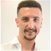 Profesor de natación con amplia experiencia en matronatación, infantiles, adolescentes y adultos.