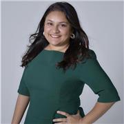 I am a CELTA-certified English teacher. I give private English lessons to children and adults