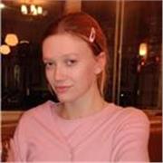 French tutor in London with native fluency, offering online lessons for all levels, making French learning fun!
