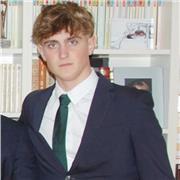 Profesor de guitarra apto para dar clases a todas las edades, me adapto a lo que busque el alumno