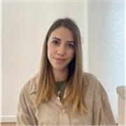Offro lezioni individuali o aiuto compiti per ragazzi, ma soprattutto bambini. Flessibile e paziente.