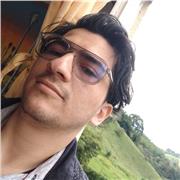 Clases para todas las edades de guitarra, piano, iniciación musical, iniciación en Armonía y análisis musical