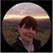 Sou professora de História com experiência em sala de aula por 14 anos com ensino fundamental II, ensino médio e adultos