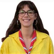 Maestra infantil en formación con amplia experiencia de profesora particular de inglés, lengua castellana, valenciano e historia.
