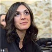 Avvocato impartisce lezioni di diritto e aiuto allo studio a studenti universitari e di scuola superiore