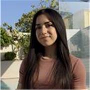 Sono una ragazza che studia chimica e sono all’ultimo anno della triennale, impartisco lezioni di chimica (chimica generale e inorganica, chimica analitica, chimica organica) per liceo o università