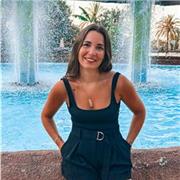 Profesora de apoyo escolar especializada en clases presenciales y online