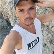 Buenas! Soy Vincenzo, italiano de 36y años y estoy graduado en lenguas y literaturas extranjeras. Doy clases desde el 2015