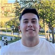Profesor de Educación Física y entrenador personal, imparto sesiones para todo tipo de edades y niveles