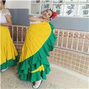Docente de danzas con experiencia con niños, niñas, adolescentes, jóvenes, adultos