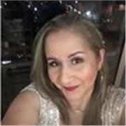 Maestra realiza acompañamiento a personas con discapacidad y problemas de aprendizaje, talleres y asesorías