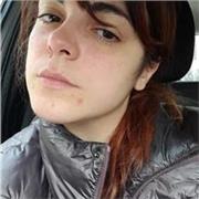 Salve, sono Letizia, sono diplomata al Tecnico dei Servizi Sociali, dove ho studiato Psicologia e studio attualmente presso la Facoltà di Lettere Moderne. Adoro leggere e scrivere 🖋.  Impartisco lezioni private di Italiano, Storia, Geografia, Storia dell