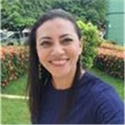 Professora titulada em pedagogia e pós graduada na educação infantil por mais de dez anos…gosto de trabalhar com crianças .