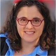 Soy hispanohablante, profesora de Filosofía. Puedo ser acompañar en la enseñanza del español y la filosofía. 
