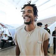 Professor de Português com ênfase em Literatura Negra