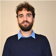 Lezioni di batteria con musicista esperto: principianti e intermedi alla scoperta del proprio groove