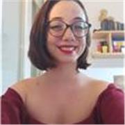 Profesora de primaria con experiencia con pasión por la enseñanza y los niños.